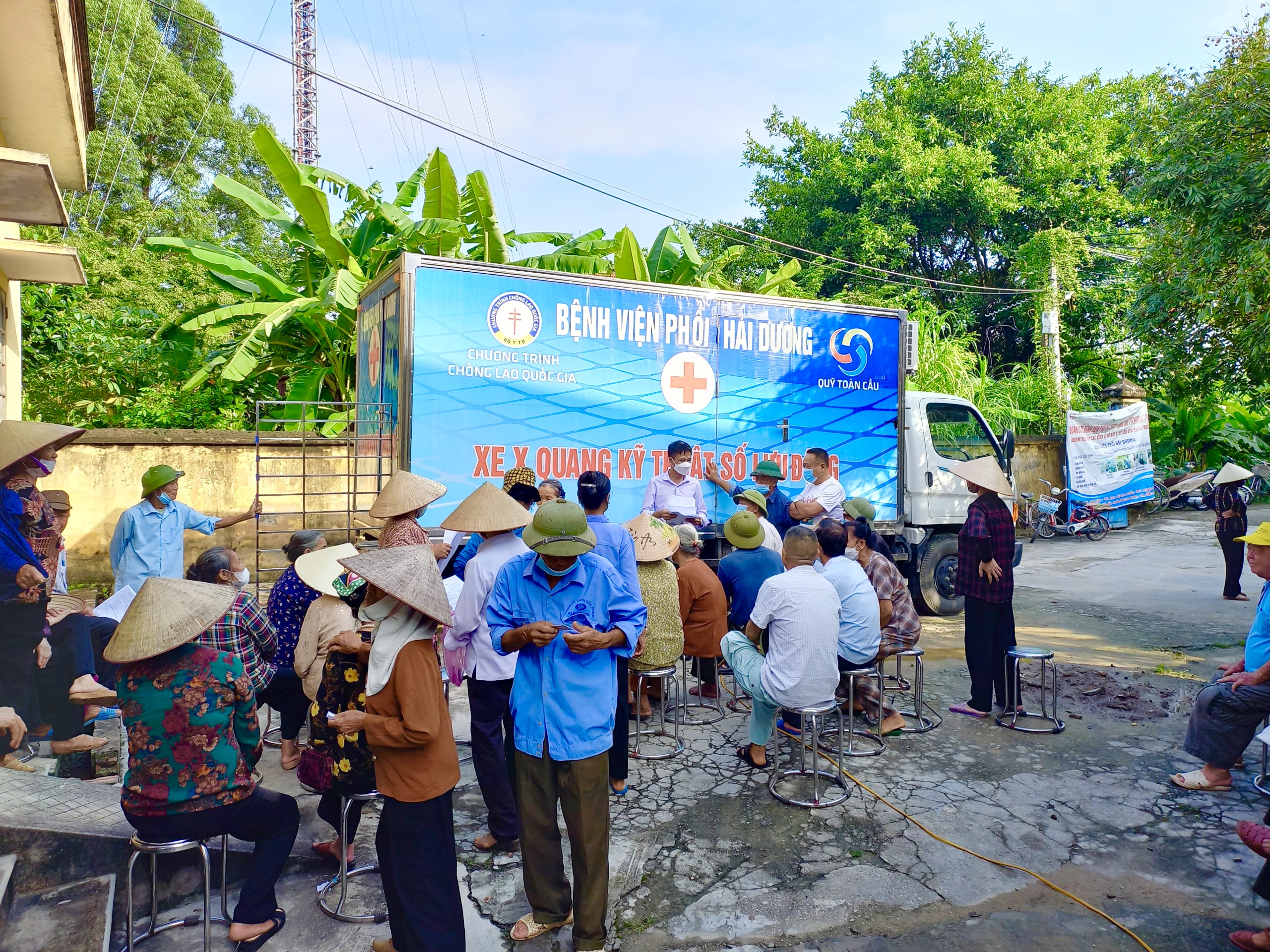 Bệnh viện Phổi Hải Dương khám tầm soát phát hiện bệnh lao và các bệnh đường hô hấp tại xã Đồng Lạc, Thành phố Chí Linh.